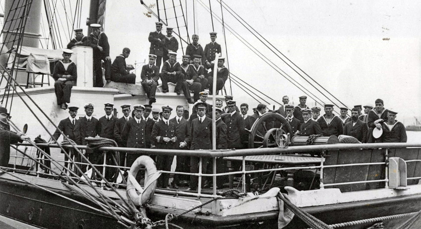 Captain Scott and crew Terra Nova in Lyttleton New Zealand