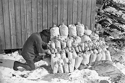 Sledging-rations-Close