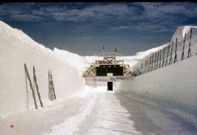 A movable arch was then erected spanning the trench