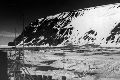 Looking east at Hallett Bluff