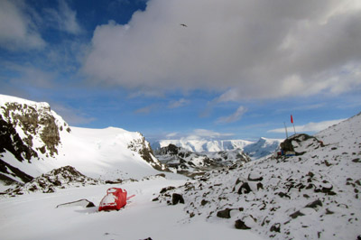 Return from Gourlay, top of Moraine Valley