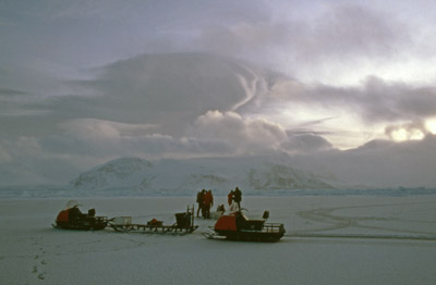 Diving, Preparing to Set a Rope for Fishing