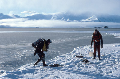 Antarctic Ice Diving 21