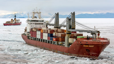 Winter Quarters Bay Ocean Giant, Polar Star, Jan 30th 2019